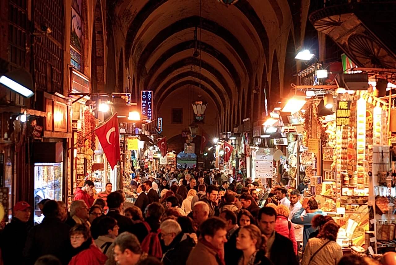 Turkey Thab Travel Istanbul's Grand Bazaar: A Paradise and Souvenir Seeker's Delight.